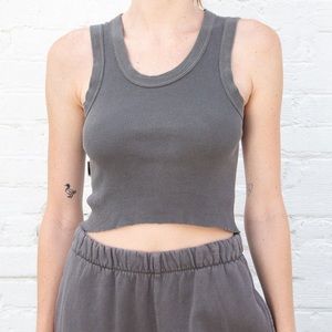 🎀Brandy Melville Connor Tank in brownish color John Galt